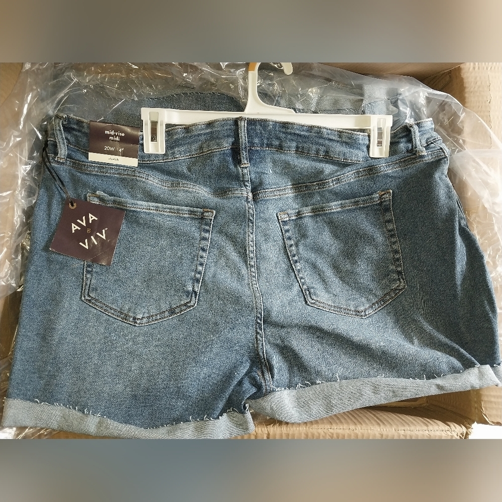 TWO Pairs Ava & Viv Denim Jean Shorts - Picture 10 of 11
